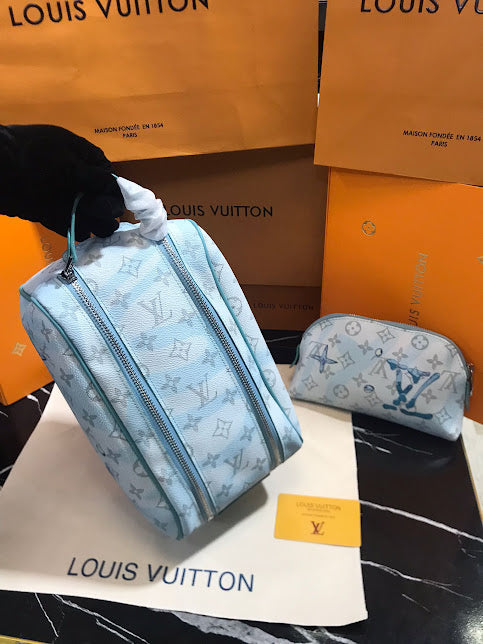 Louis Vuitton Neceser Azul Piel