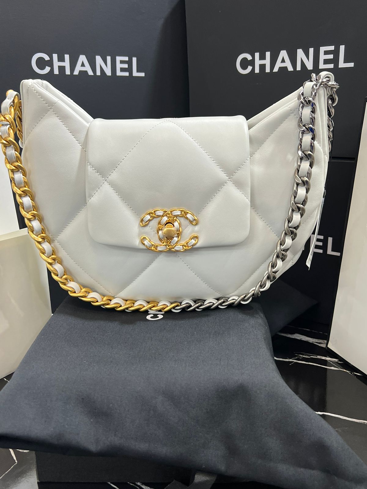 Chanel Blanco Piel