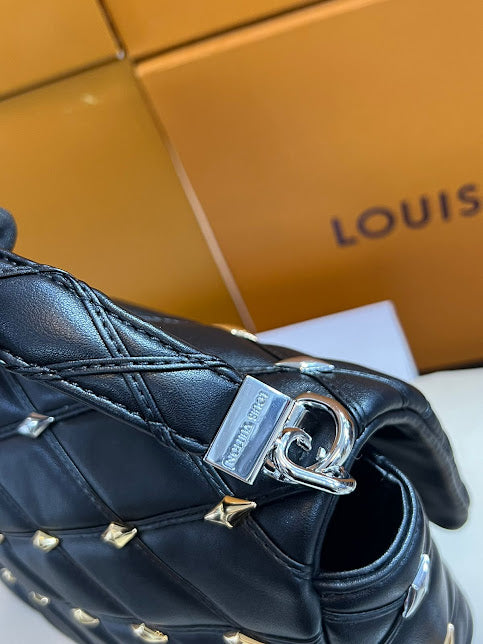 Louis Vuitton Negra Cadena Plateada Piel