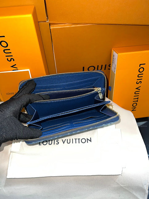 Louis Vuitton Azul Bordada Mezclilla