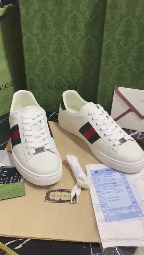 Gucci tenis color blancos Caballero