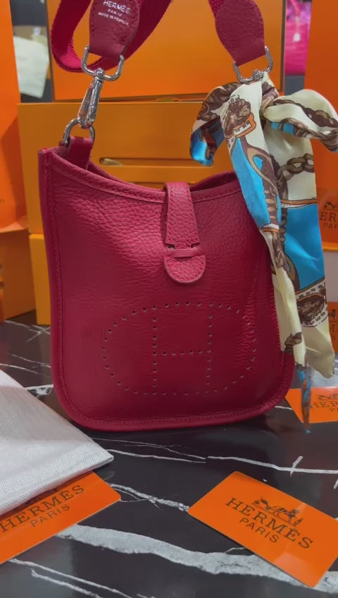 Hermes Roja Piel