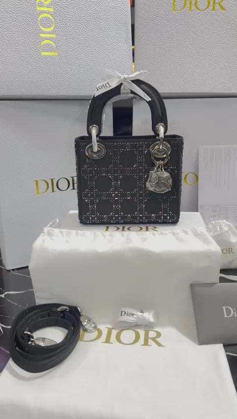 Christian Dior Negro con Cristales Piel