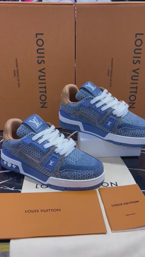 Louis Vuitton tenis color azul Caballero