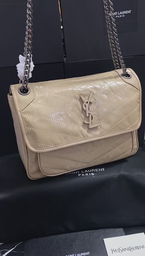 Saint Laurent Beige Piel