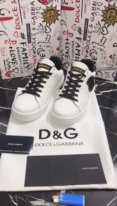 Dolce Gabbana Tenis color blanco con negro