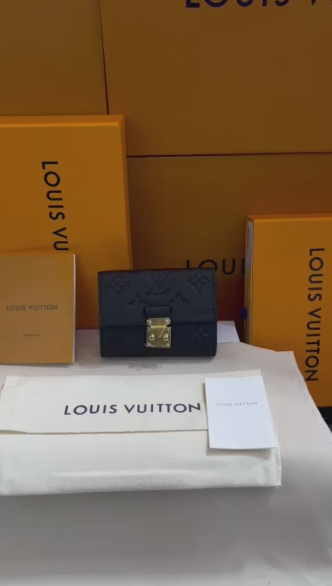 Louis Vuitton Negra Piel