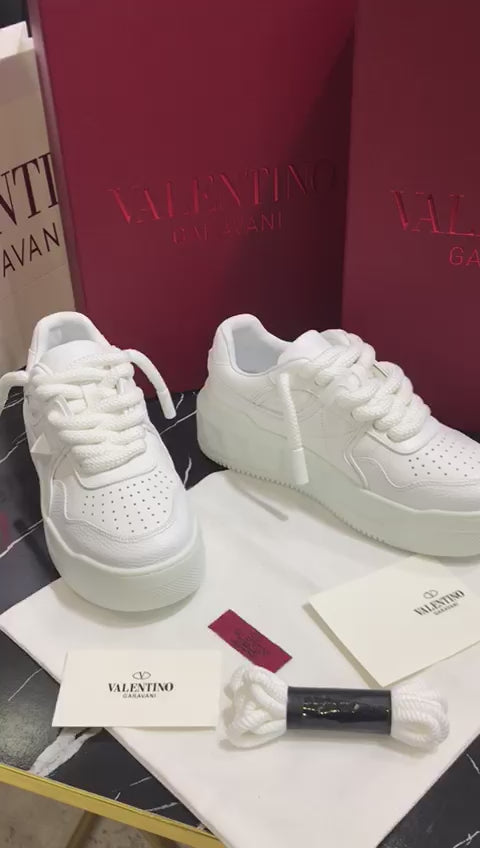 valentino color blanco