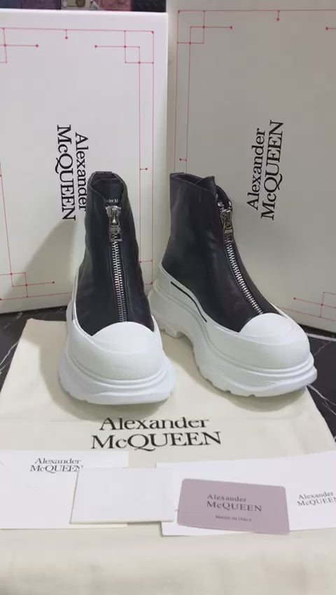 Alexander Mc Queen botin blanco con negro