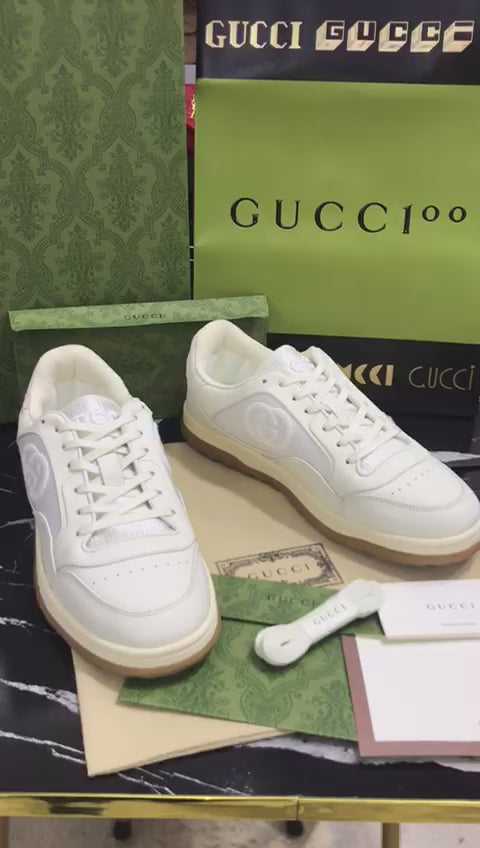 Gucci Tenis color crema Caballero