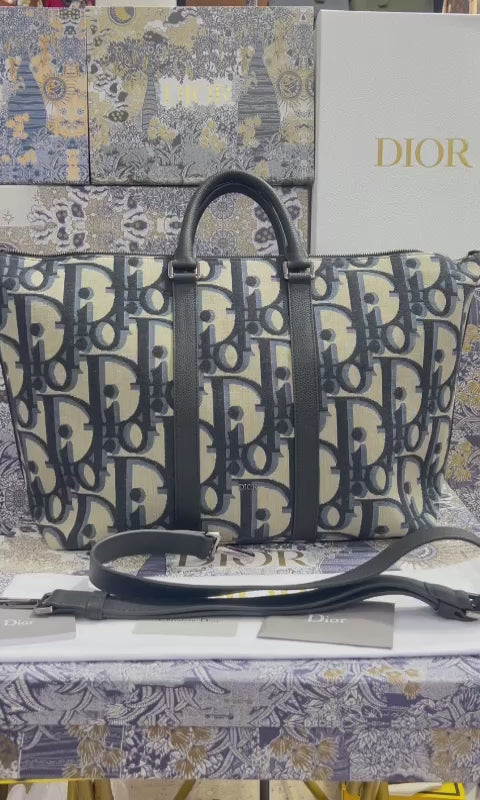 Christian Dior Bordada con Piel